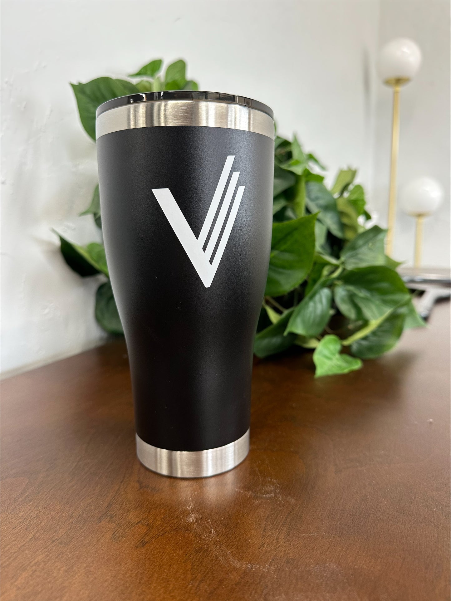 Black Tumbler with Straw- 30 oz